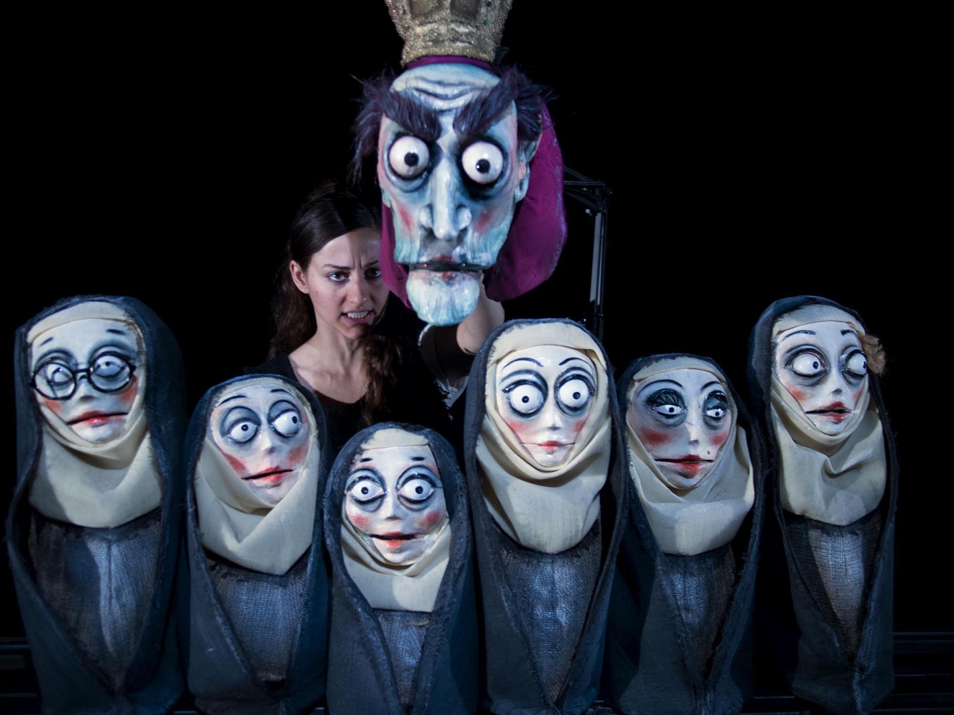 La semplicità ingannata - Satira per attrice e pupazze sul lusso d'esser donne