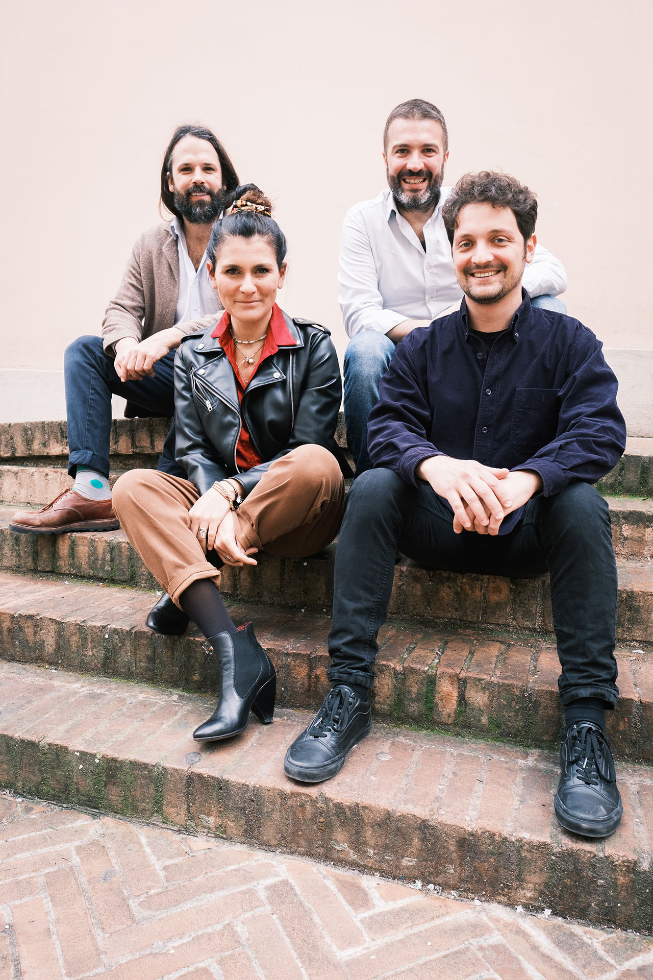 Anda "Canzoni di fuga e meraviglia"