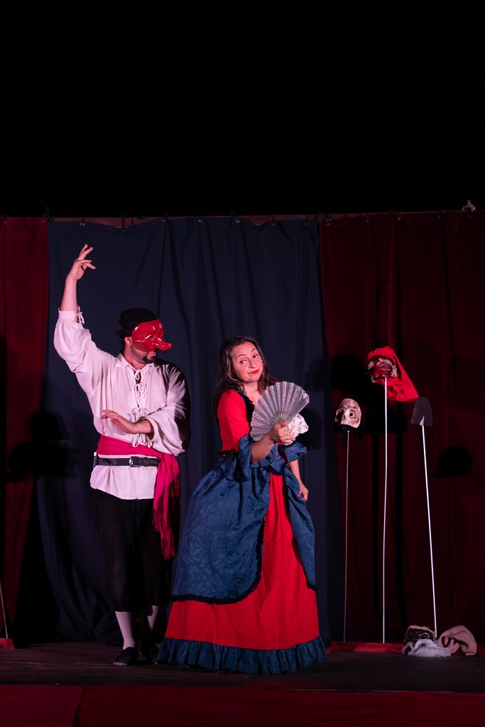 Masquerade Mask messages.photo